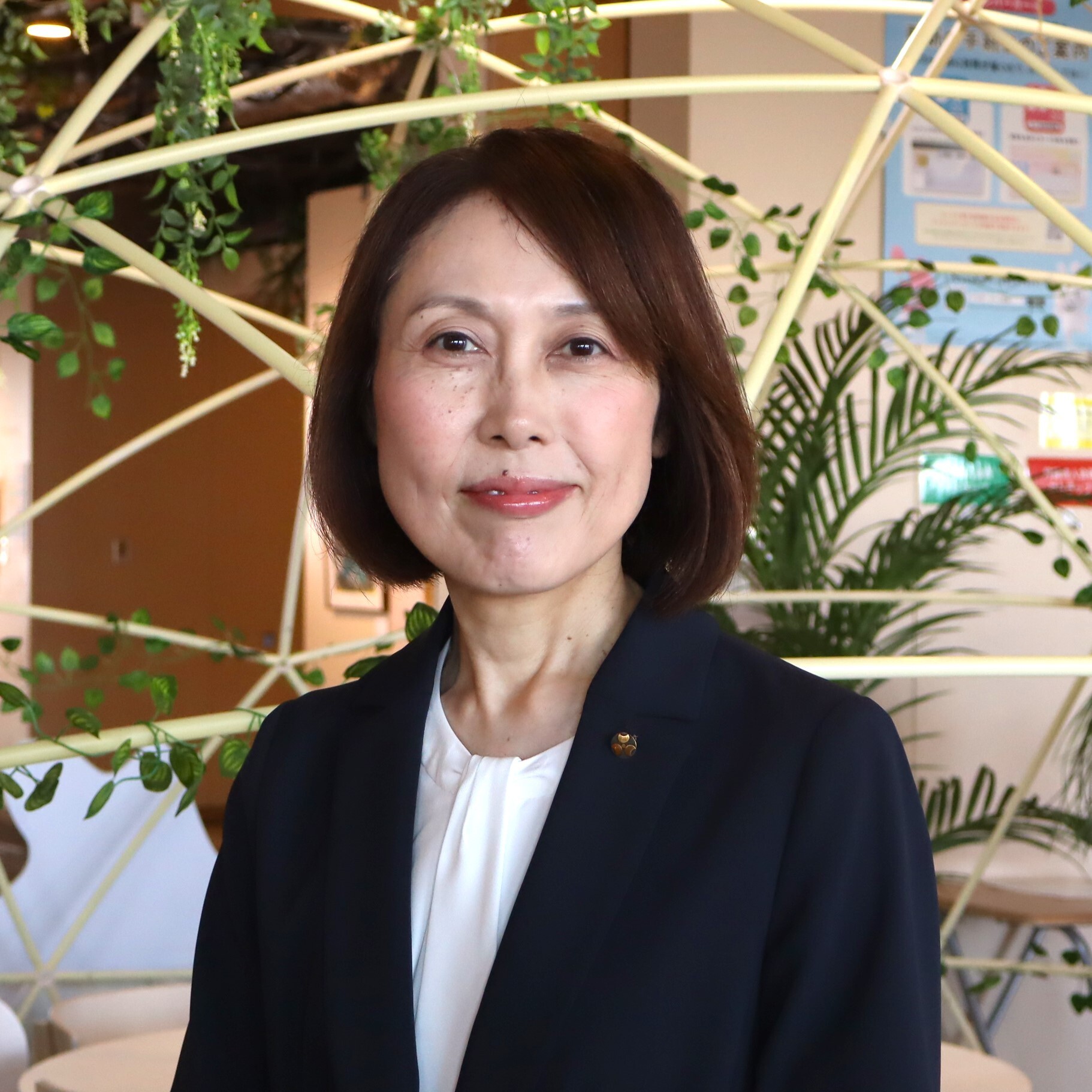 奈良 晃世